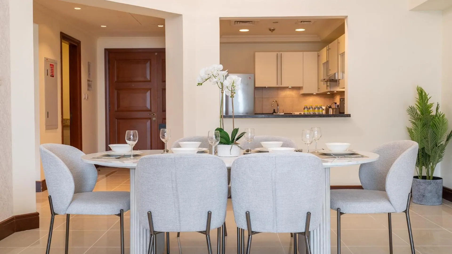 A Phenomenal Apartment In Golden Mile 6 Great For 5 Дубай ОАЭ