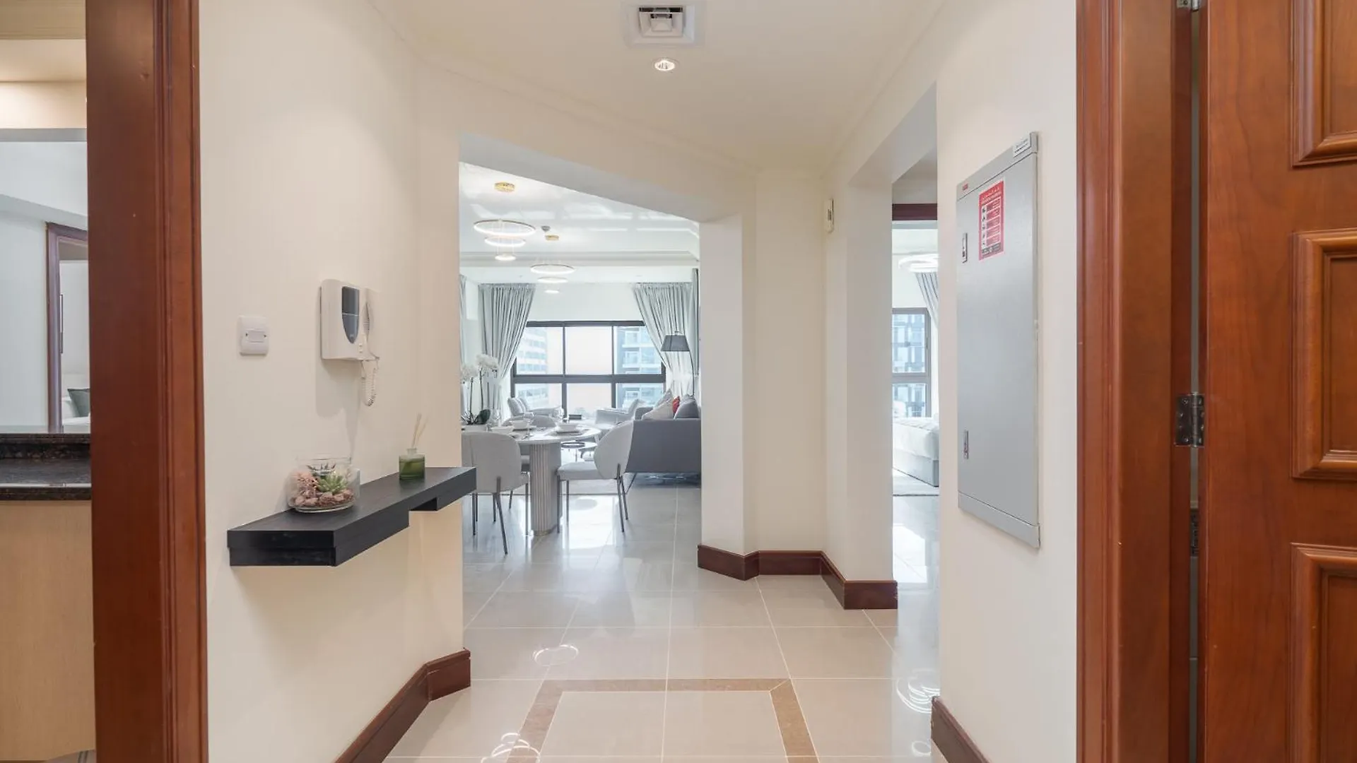 A Phenomenal Apartment In Golden Mile 6 Great For 5 Дубай 0*,  ОАЭ