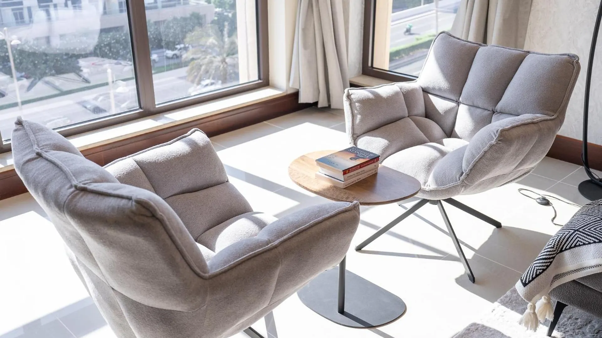A Phenomenal Apartment In Golden Mile 6 Great For 5 Dubai