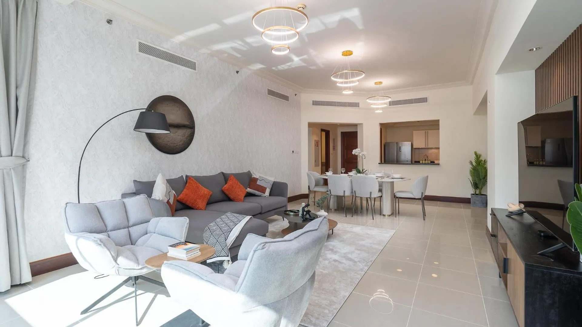 A Phenomenal Apartment In Golden Mile 6 Great For 5 Dubai 0*,
